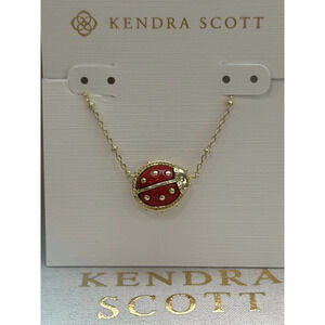 Kendra Scott pendant necklace